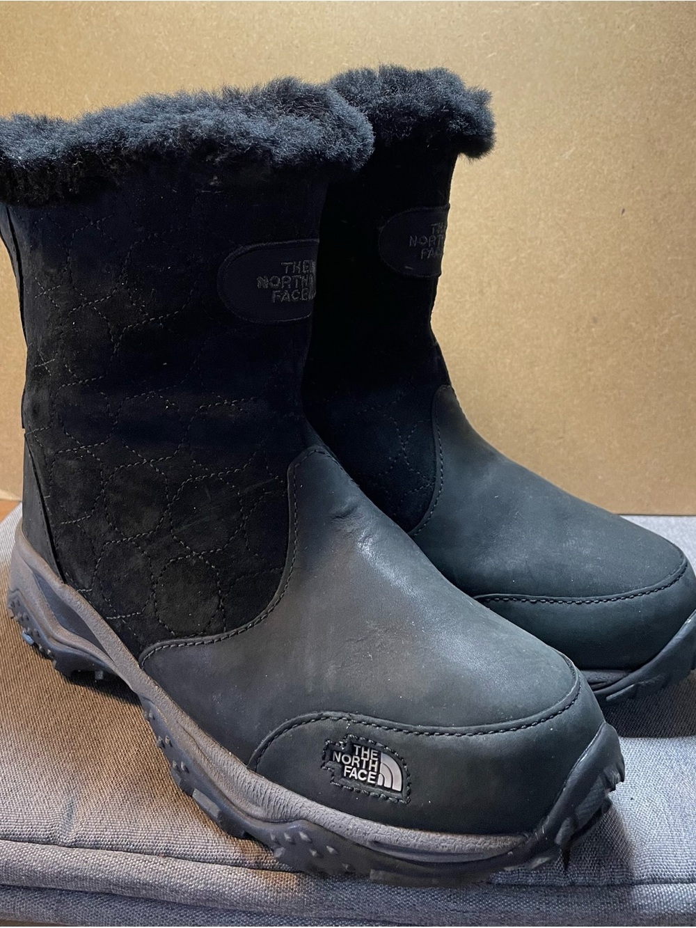 The North Face Black Faux-Fur Cuff Insulated Ankle Boots